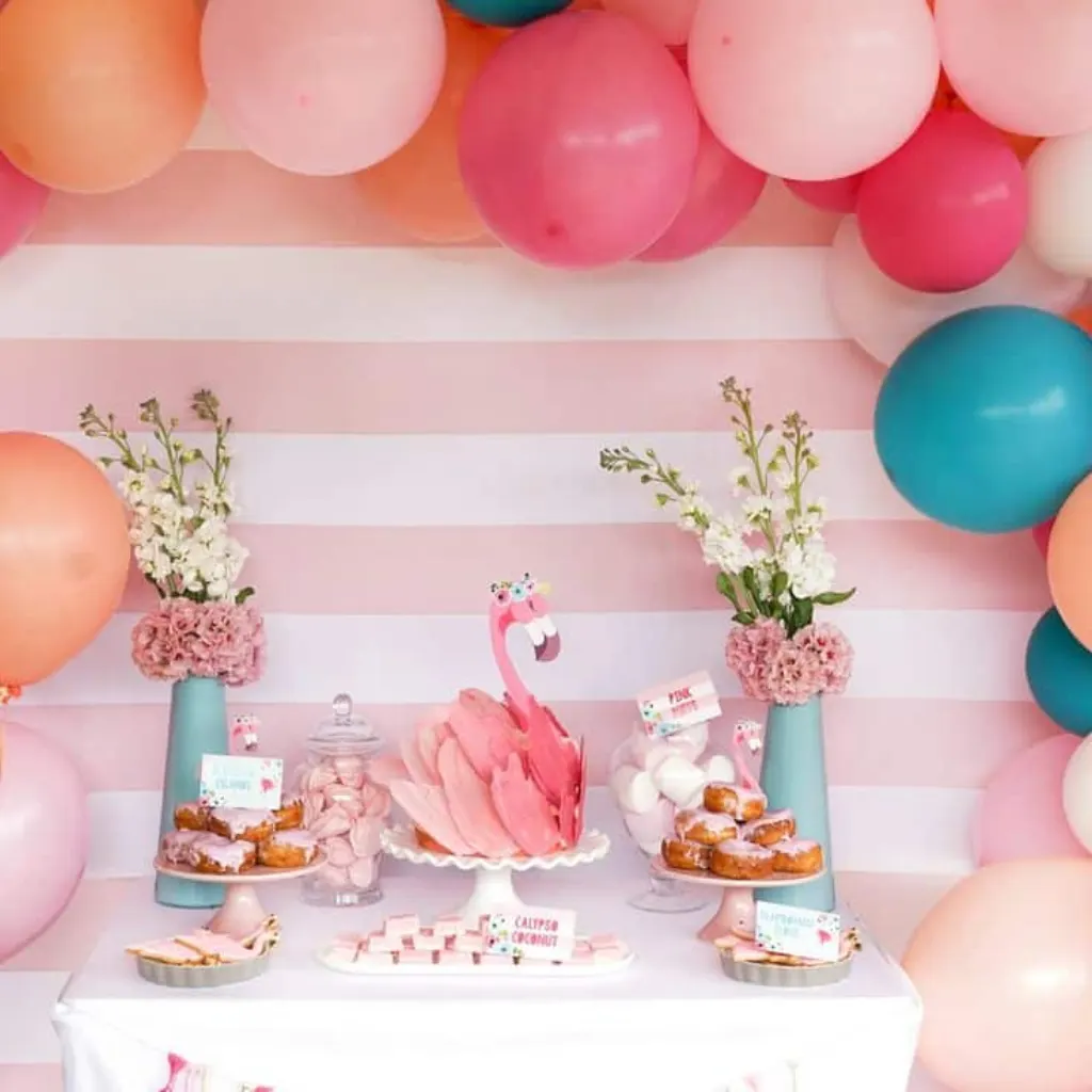Sur Pinterest Flamingo Birthday Party Backdrop Decoration | Flamingo backdrop