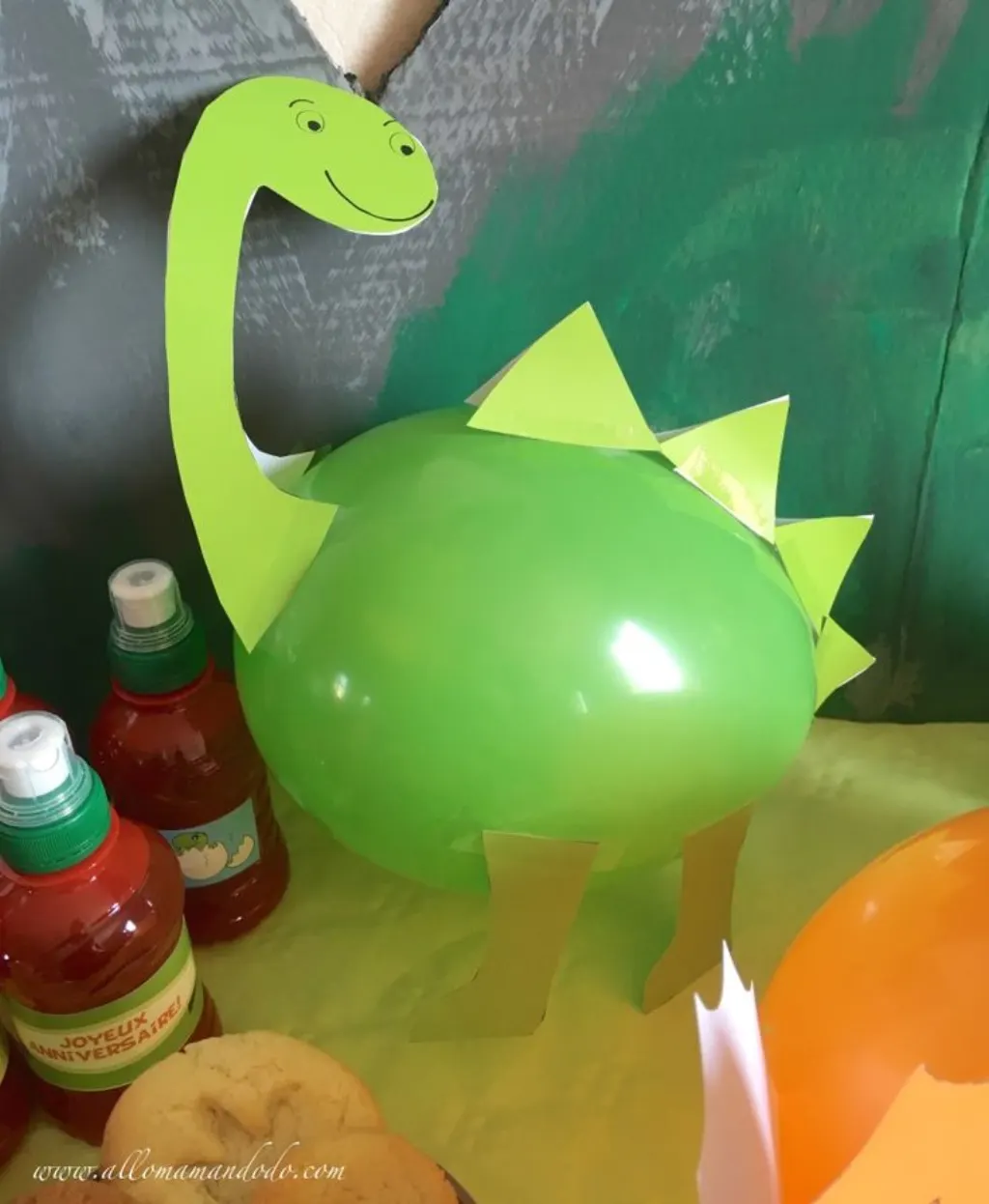 Sur Pinterest Ma déco d’Anniversaire dinosaure! (PtitePomme 6 ans!) + Printable
