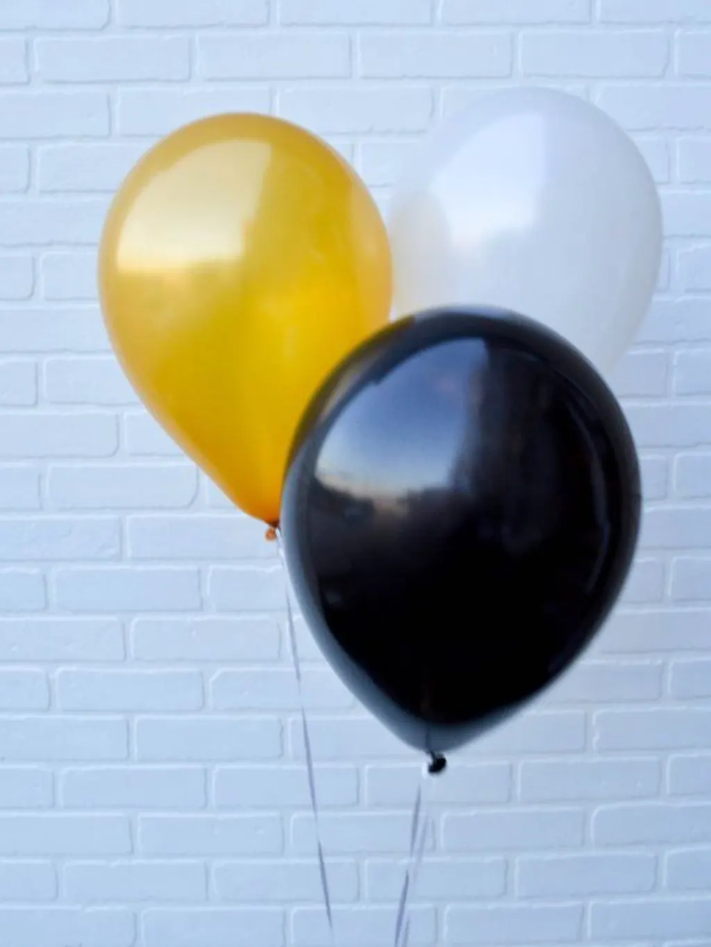 Sur Pinterest Black and Gold Balloons – New Year’s Eve – Graduation Party – Great