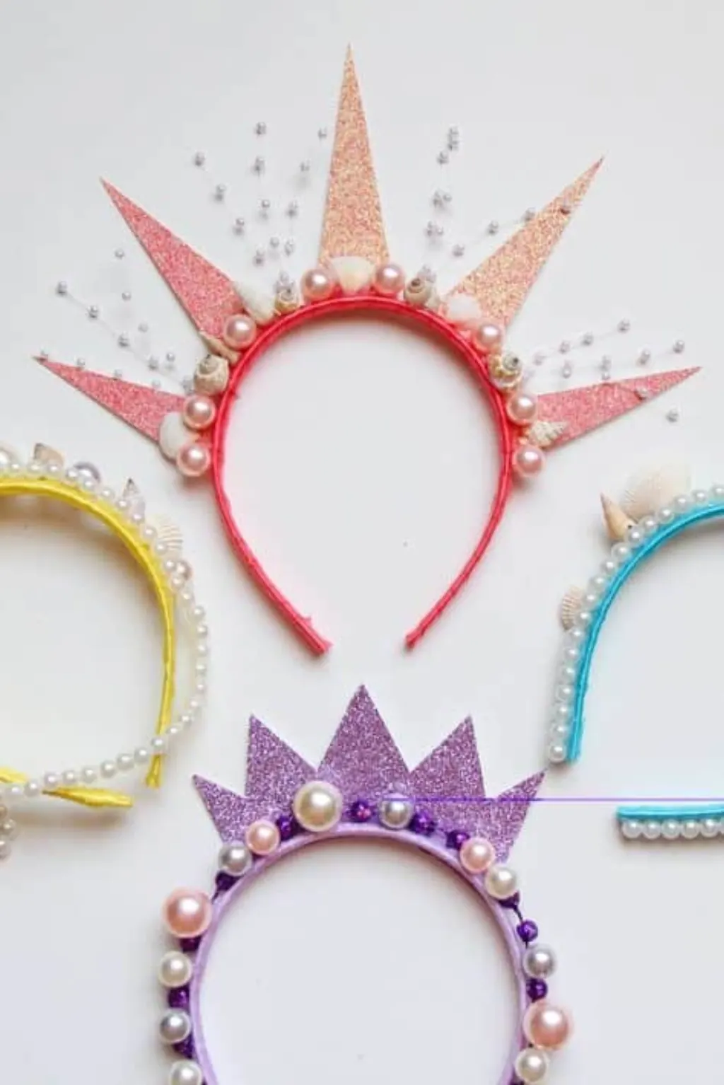 Sur Pinterest Look at These Mermaid Crowns, Aren’t They Neat?