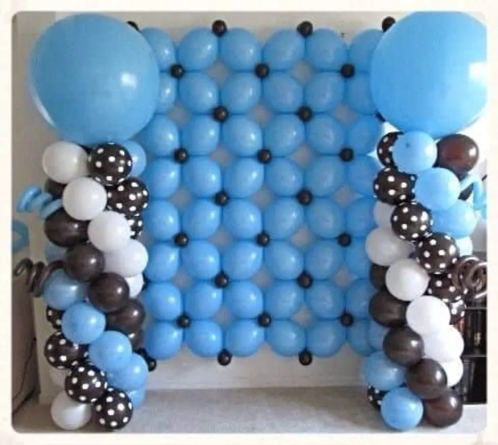 Sur Pinterest Night to Shine Prom on Pinterest | Star Centerpieces, Balloon Arch