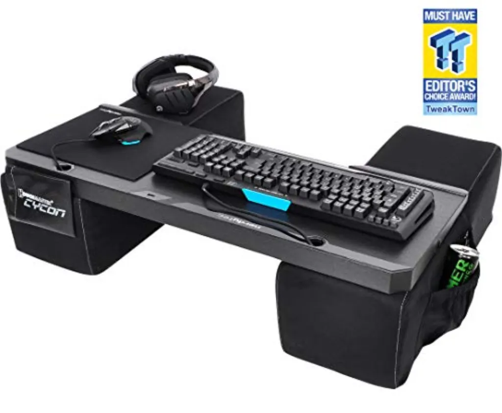 Couchmaster CYCON - Couch Gaming Lapboard / Lapdesk pour clavier / souris (PC / PS4 / XboxOne) incl. Coussins ergonomiques, tapis de souris, câble de 5 m (édition noire en microfibre)