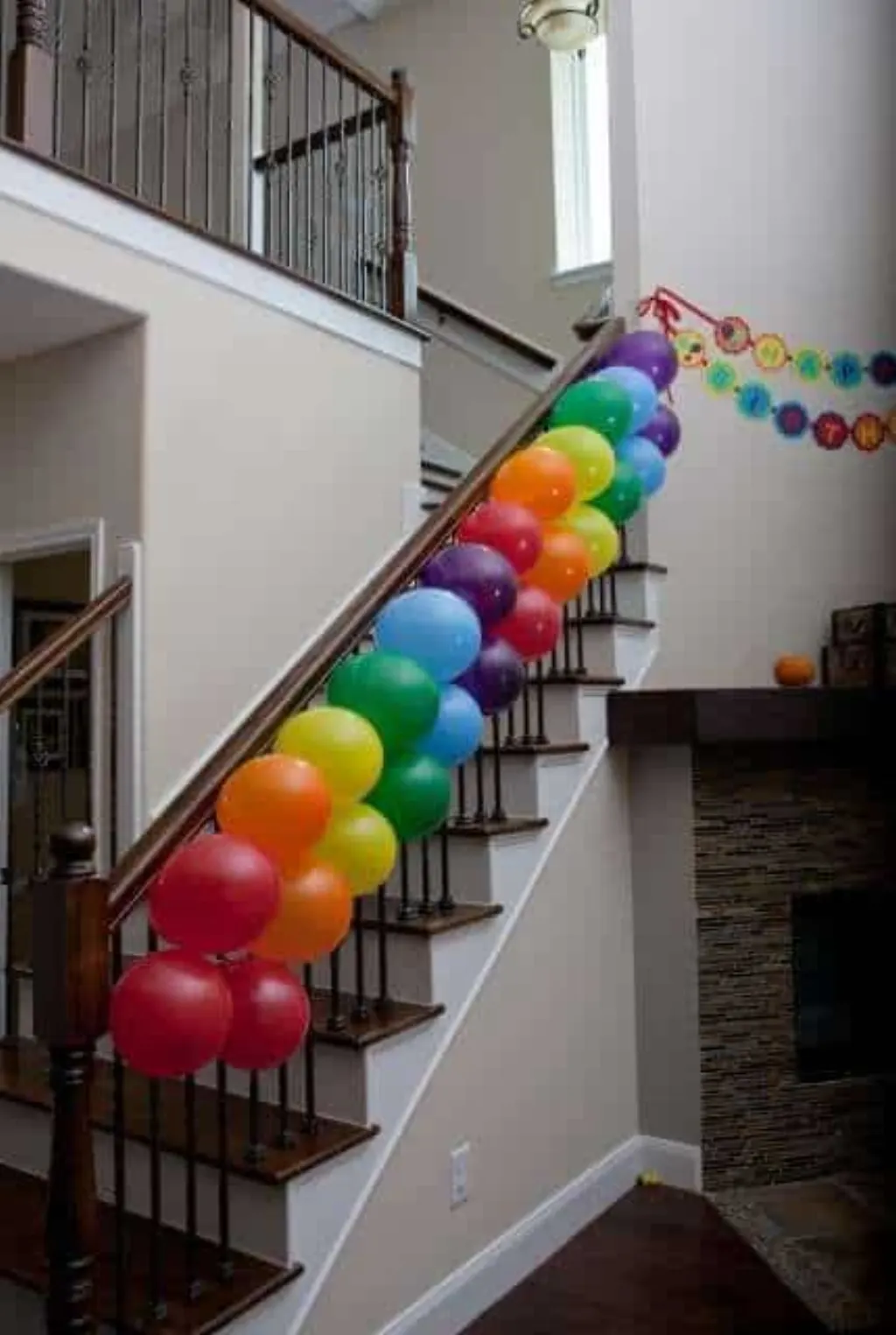 Sur Pinterest Regenbogen Luftballontreppe