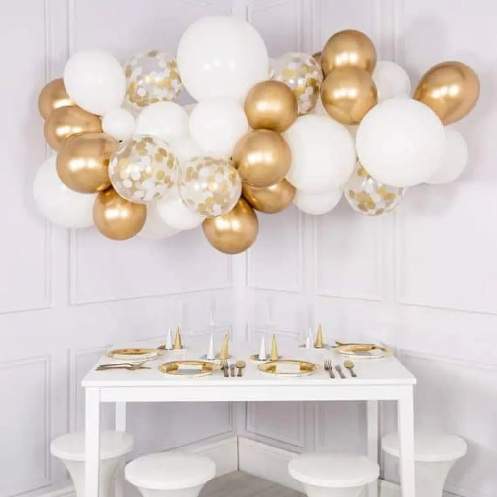 Sur Pinterest White and Gold confetti Balloon Garland Kit – DYI 56 piece set