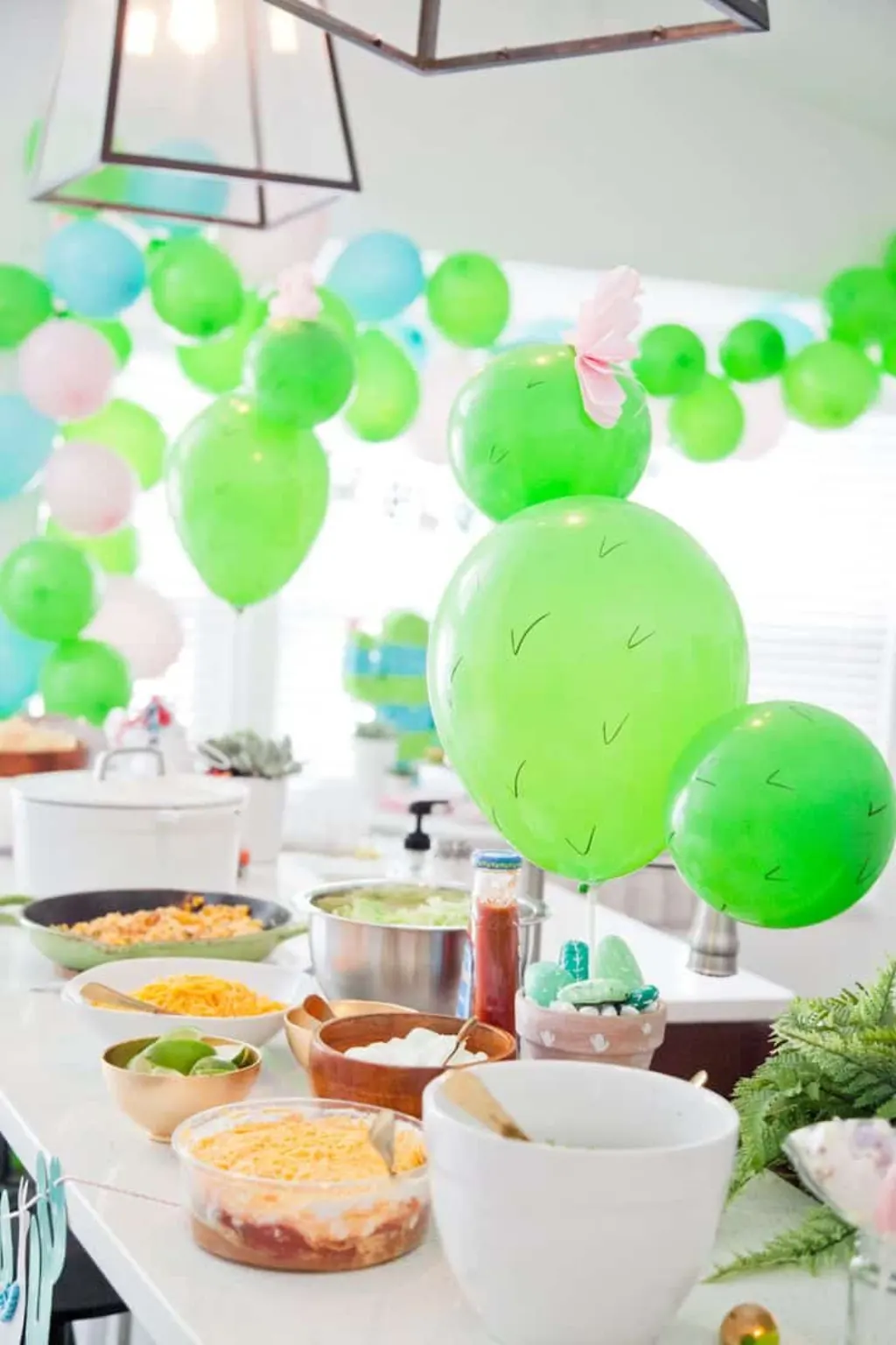 Sur Pinterest A Taco TWOsday Birthday Fiesta: Super Fun Taco Party Ideas