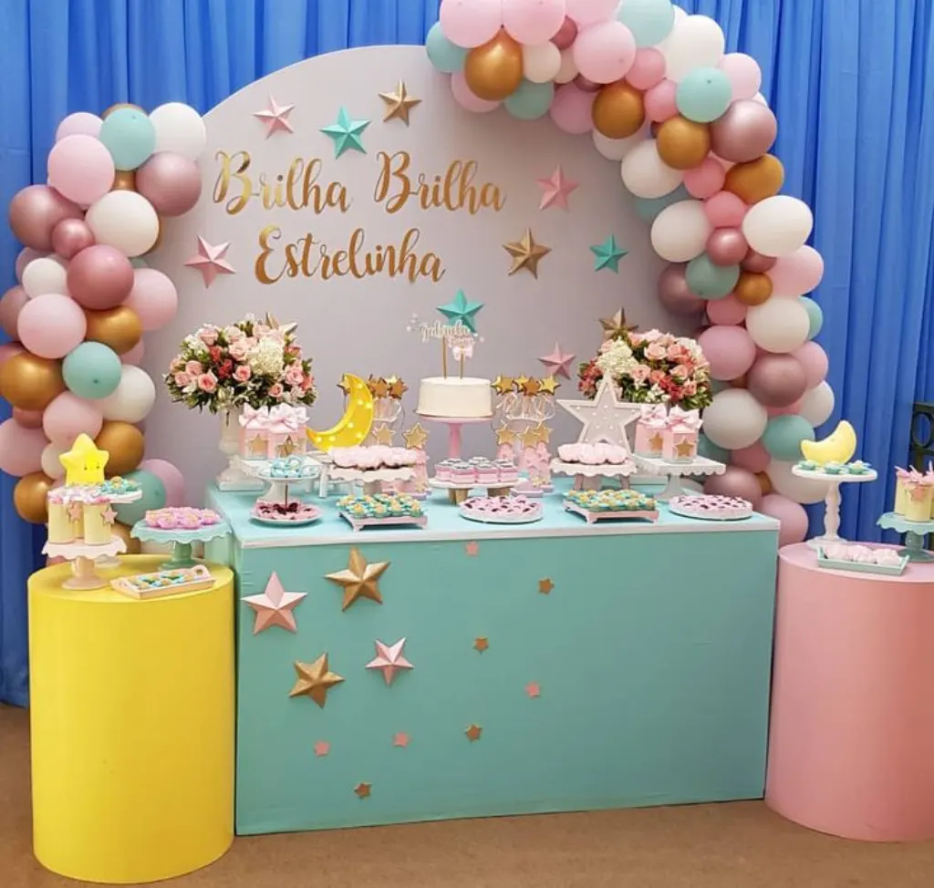 Sur Pinterest E a pequena Gabriela comemorou seu 3° Aniversário com a sua canção