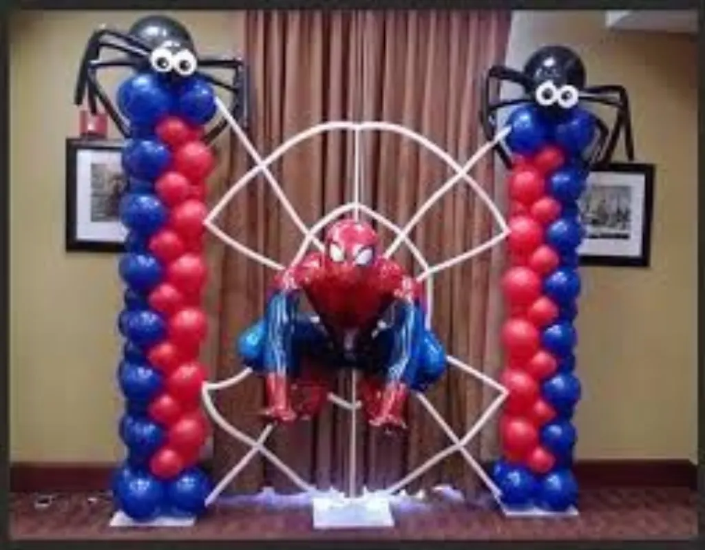 Sur Pinterest spiderman balloon arch decorations #party