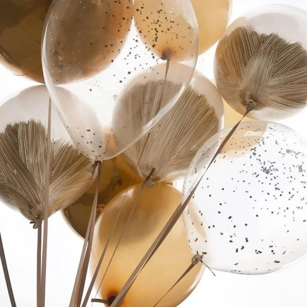 Sur Pinterest New Year’s Eve • balloons • gold